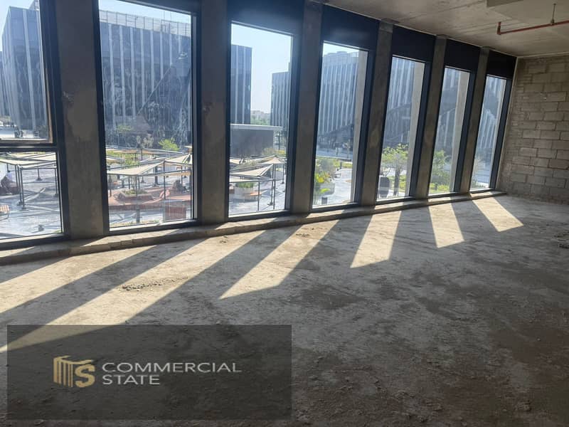Office in Sodic East 245m for Rent -New Cairo - Widok 5