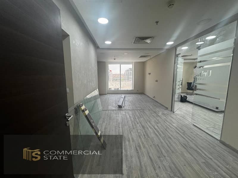 Finished Office at Trivium Square for Sale -New Cairo – pohled 2