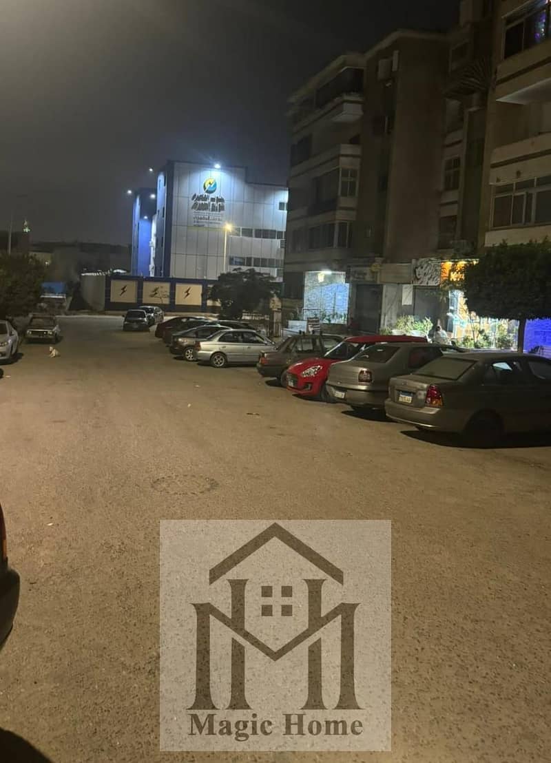 11 aee1332a-ab7e-4792-a3c8-f1ba4ad3b8b2. jpg