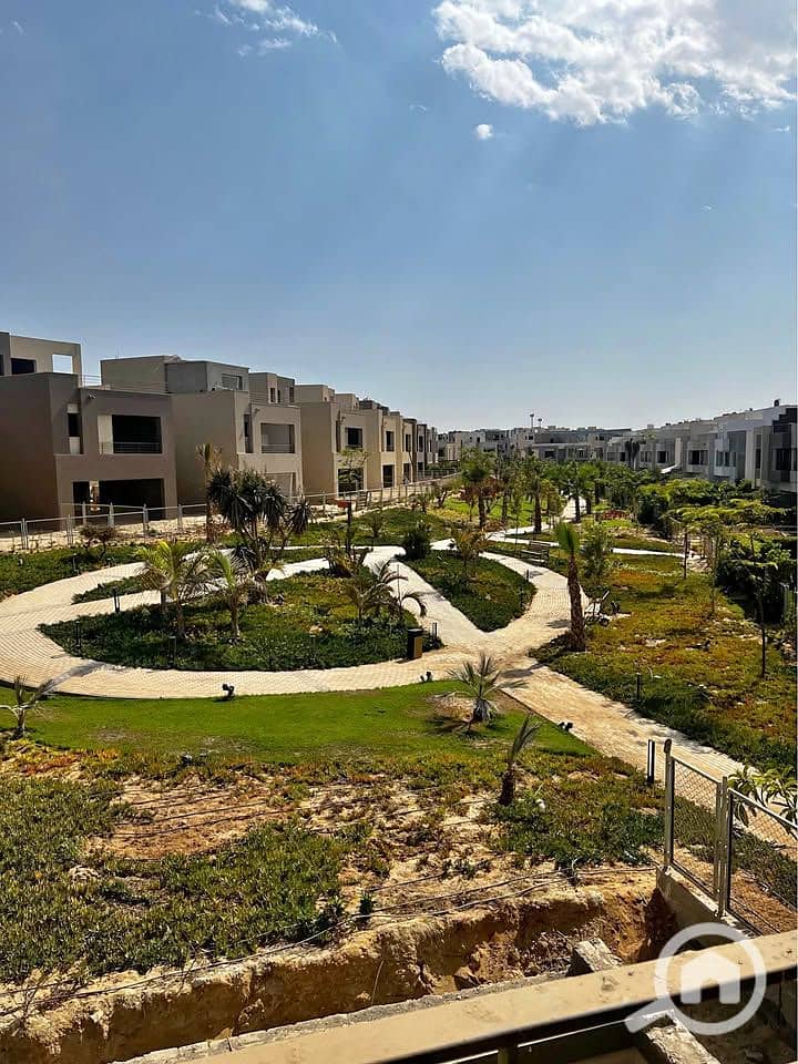 4 562963366_1365305671677889_8281941218836497430_n. jpg