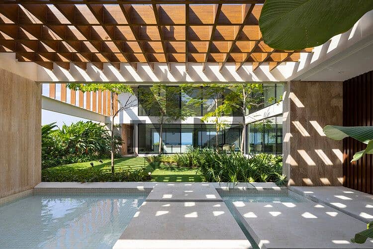 9 casa-patio-garnier-arquitectos_5. jpg