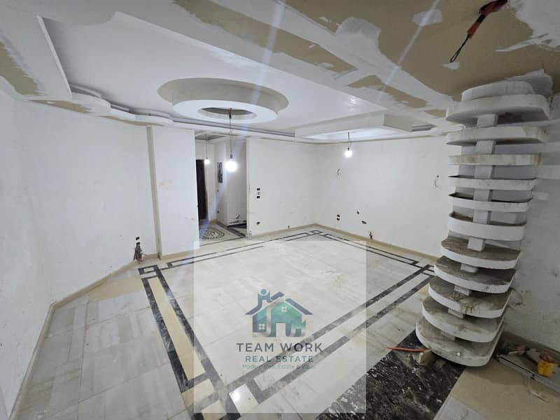 5 3d193f04-2fb7-4812-9494-cbb0bfb8e72f. jpg