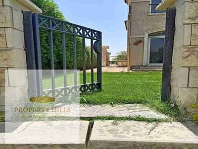 4 Bedroom Duplex for Sale in Katameya, Cairo - FB_IMG_1697224651814. jpg