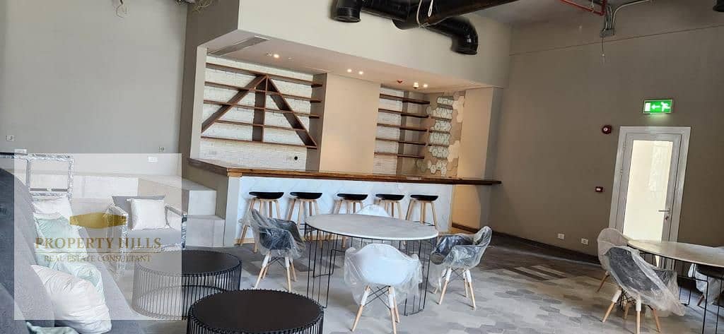 Apartment for sale ready for immediate delivery with 4 rooms on installments over 6 years with facilities - Vista 6