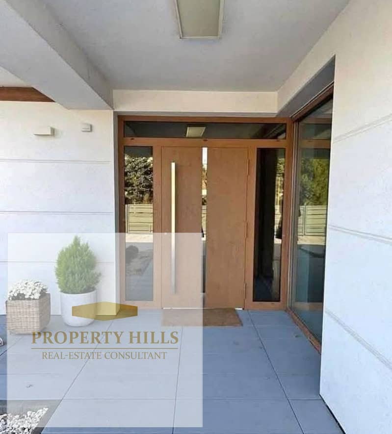 Villa for sale in Golden Square, ready to move in, in Azhar, with a down payment of only 5% - Widok 2