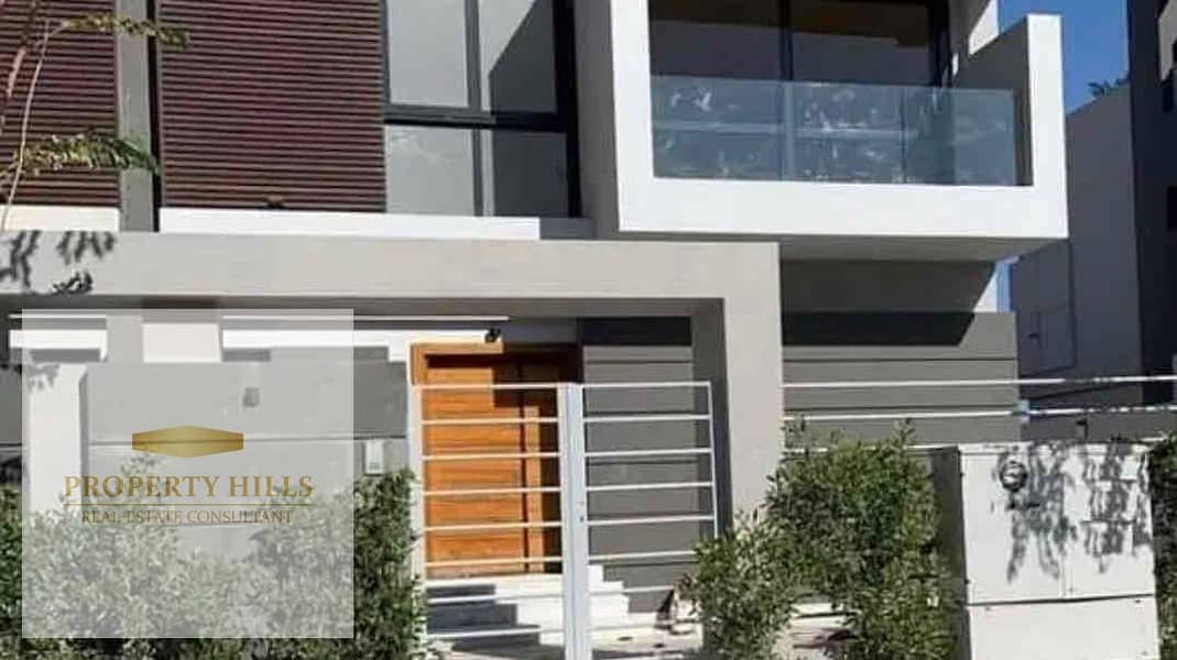 With the old price, a down payment of 1,197,000 (in the gathering above the community and a prestigious compound next to Hyde Park, Mivida, La Vista) – další