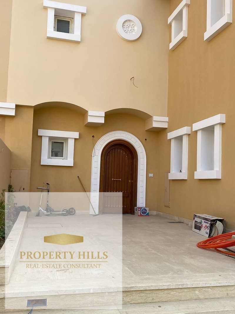 Townhouse for sale in the heart of Sheikh Zayed In Tawny Hyde Park Compound, next to Hyper One – pohled 4
