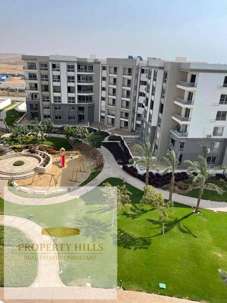 10 e5696b96-938c-4a23-bb15-decae23fab32. jpg