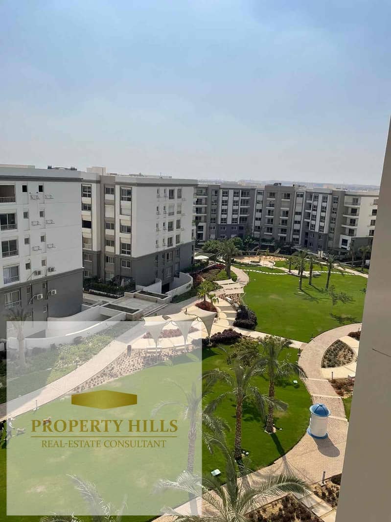 11 37724d72-3a91-4967-af6c-6b2c40b2a3f0. jpg