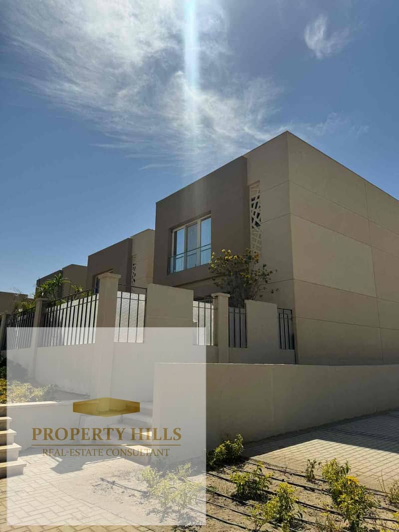 7 4945b8be-a5a0-4b25-92e1-14d21b382386. jpg