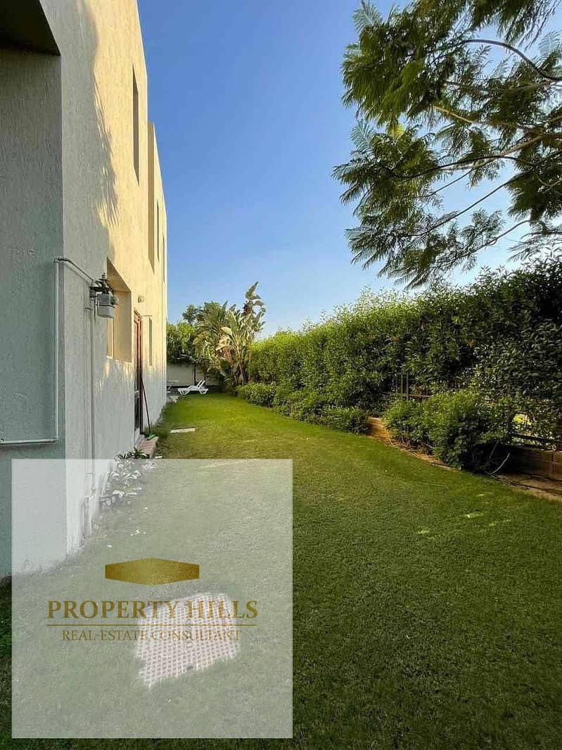 For quick sale, townhouse with immediate delivery in the heart of Sheikh Zayed - Więcej