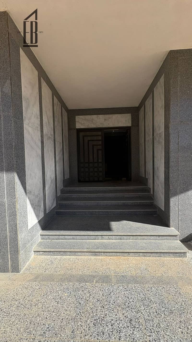 9 WhatsApp Image 2025-12-03 at 2.39. 33 PM (4). jpeg