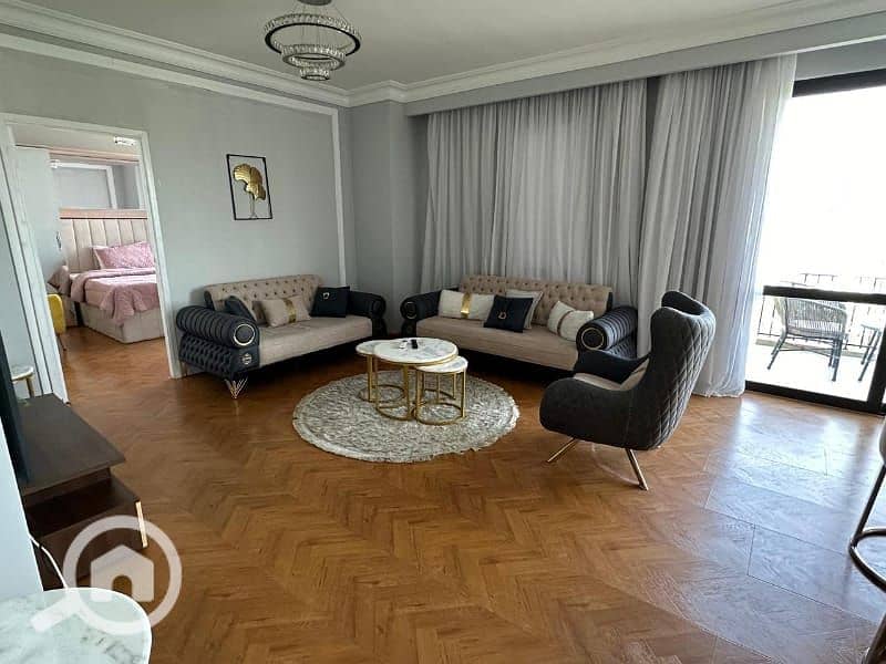 3 c879ac21-c574-4904-a92c-35730717b3e9. jpg