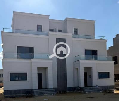 تاون هاوس 4 غرف نوم للبيع في الشيخ زايد، الجيزة - WhatsApp Image 2026-02-05 at 14.45. 16. jpeg