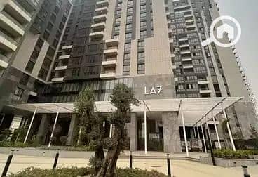 3 Bedroom Apartment for Sale in Sheikh Zayed, Giza - WhatsApp Image 2025-08-28 at 19.04. 51_18209952. jpg