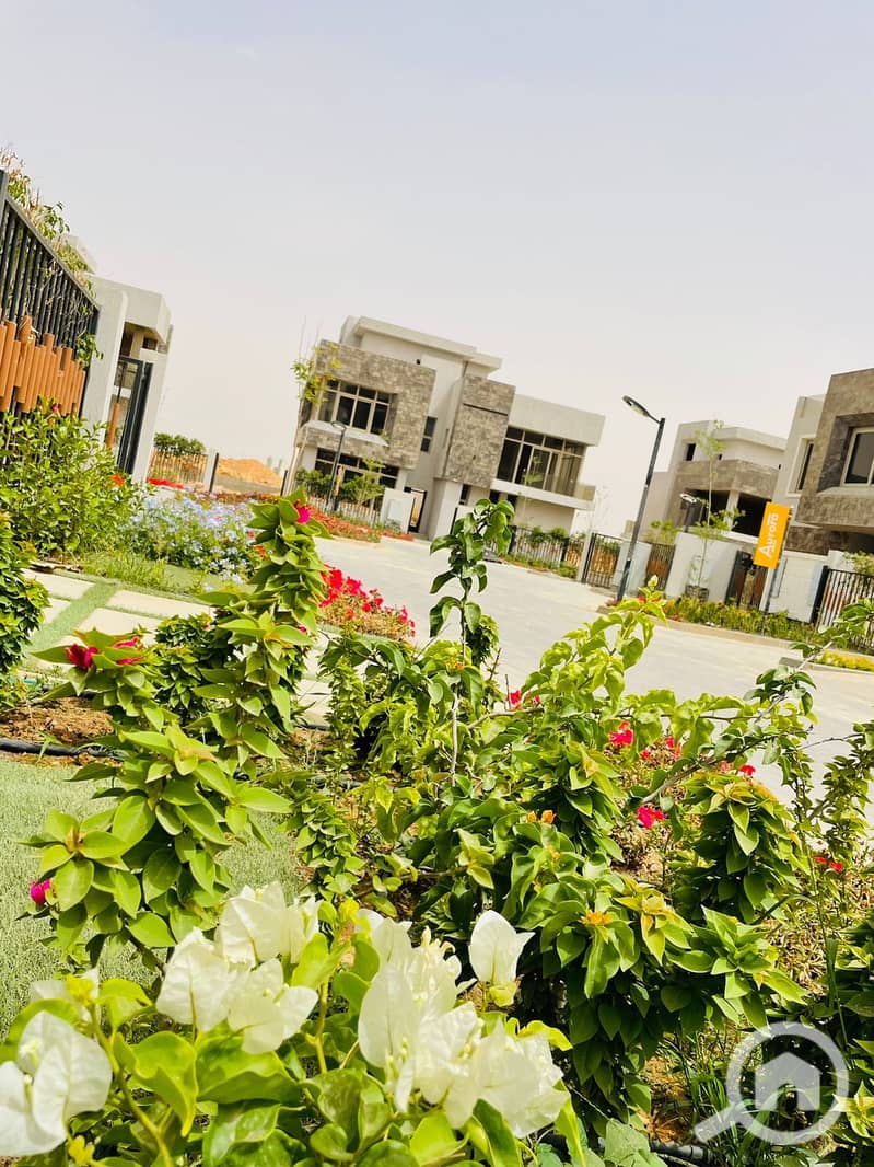 Town House Corner 210 Sqm For Sale Sun Capital October Gardens Prime View - Bild 3