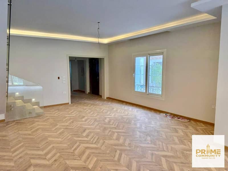 I villa duplex for rent fully finished ultra super lux and brand new with kitchen and A/C for rent in mountain view chill out park 6 October - Ansicht 4