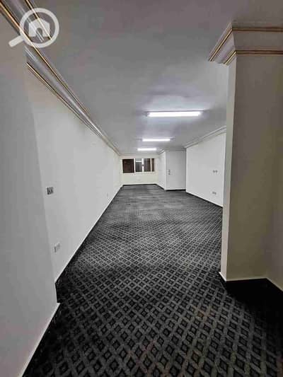 مکتب  للايجار في سان ستيفانو، الإسكندرية - 1000374237. jpg