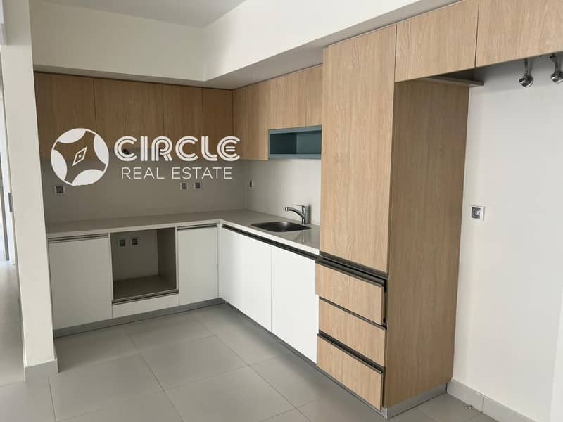 5 WhatsApp Image 2026-01-28 at 17.22. 29. jpeg