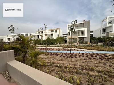 5 Bedroom Twin House for Sale in 6th of October, Giza - WhatsApp Image 2026-02-09 at 9.50. 21 PM. jpg