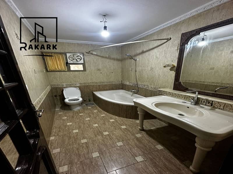 Office for rent in Sheraton 135m near Al-Mashir Ahmed Ismail Street - Więcej