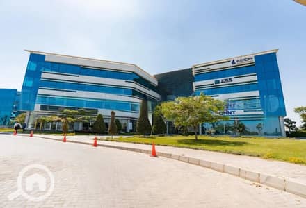 مکتب  للايجار في 6 اكتوبر، الجيزة - 1312x894 (2)_edit_65098862843294. jpg