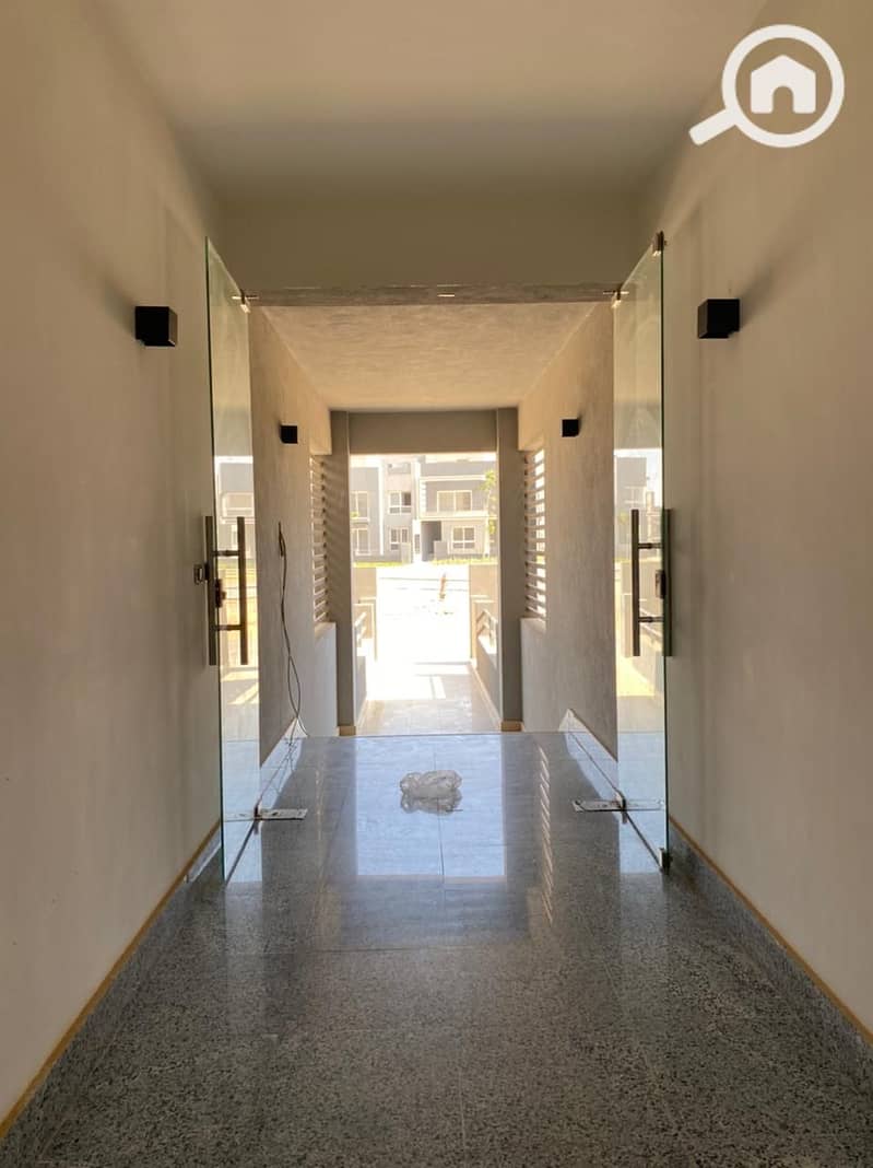 5 WhatsApp Image 2022-09-13 at 2.44. 19 PM (1). jpeg