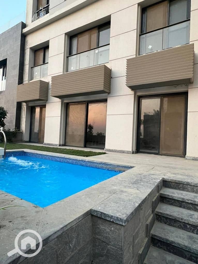 For sale, a duplex with immediate delivery finished, and a private garden in Trio Gardens, Sur F Sur, Palm Hills - Widok 3
