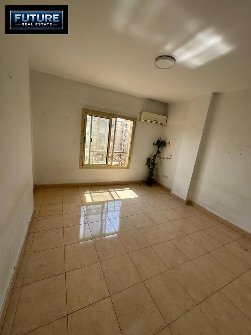 160 m apartment in Grand City compound in Zahra Al-Maadi near Carrefour – pohled 3