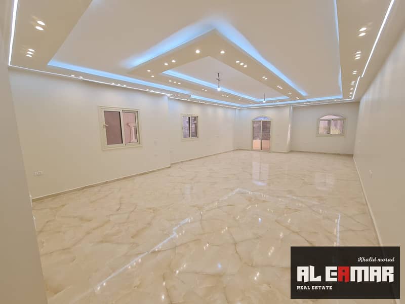 Apartment for sale in the 6th Tourist District on a main street in 6th of October City - Widok 2