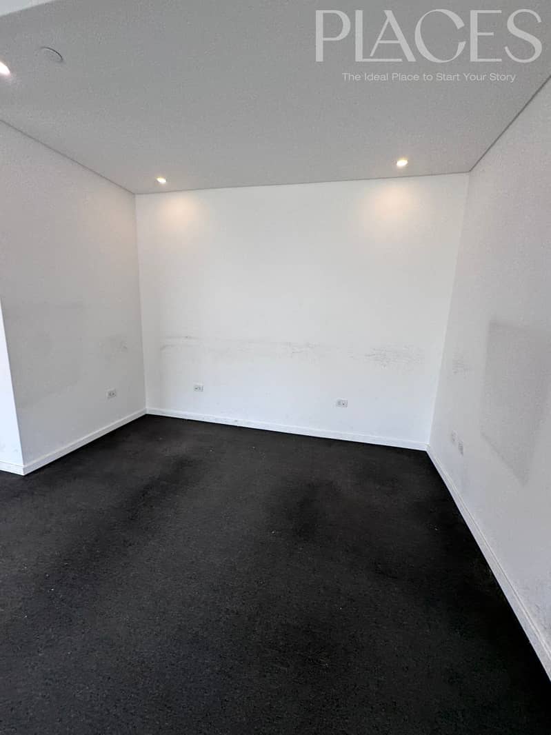 A distinguished administrative office for rent in a vibrant and easily accessible area in CFC - Fifth Settlement, with an area of 143 square meters – další