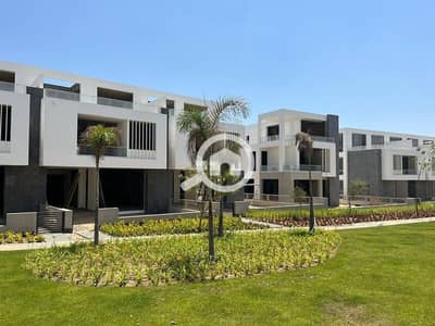 4 Bedroom Twin House for Sale in 6th of October, Giza - 7d9923a0-a445-4d77-8dfa-016ea4c5c78c. jpg