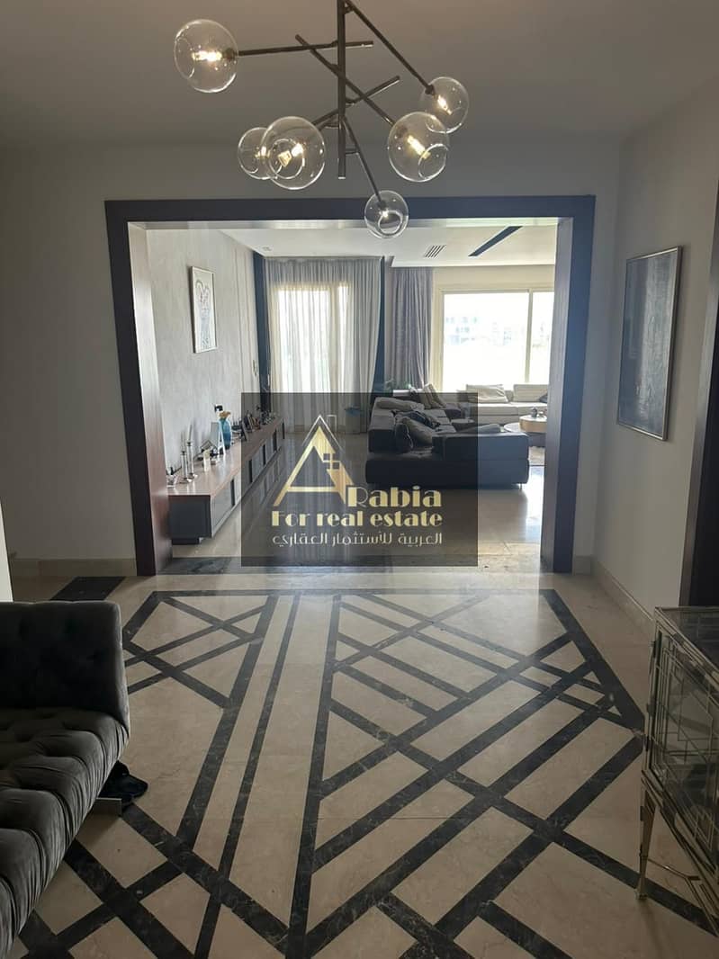 Twin House for Sale Prime location in Lake View New Cairo - Mehr