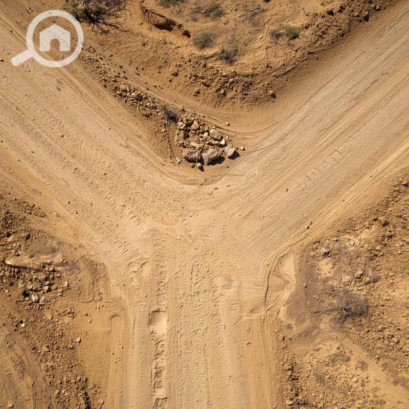 Residential Land For Sale 545m Corner District 40 Hadayek El Asher Below Government Price Near Services And Dar Misr - Ansicht 3