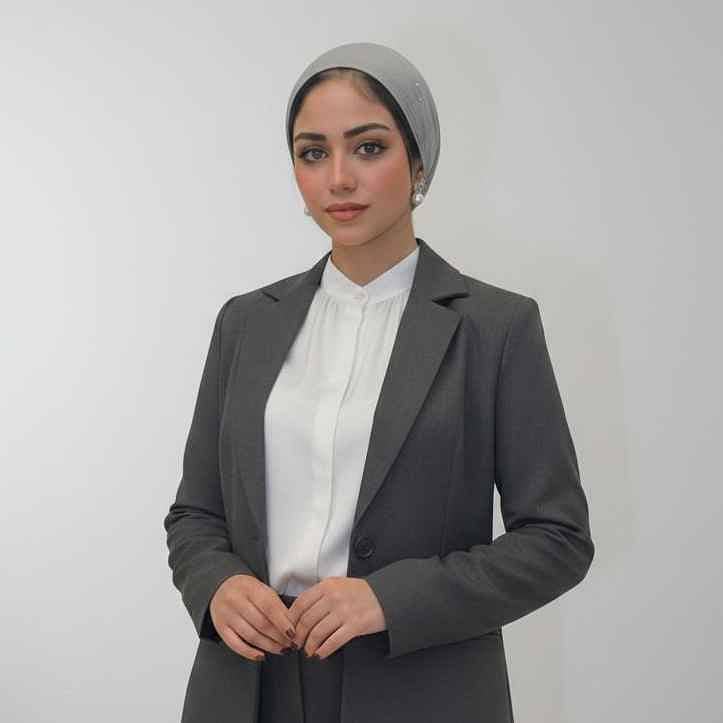 An air-conditioned office for rent suitable for all companies and specialties on Carrefour Main Street near the banks area and Carrefour and the services area. - Mehr
