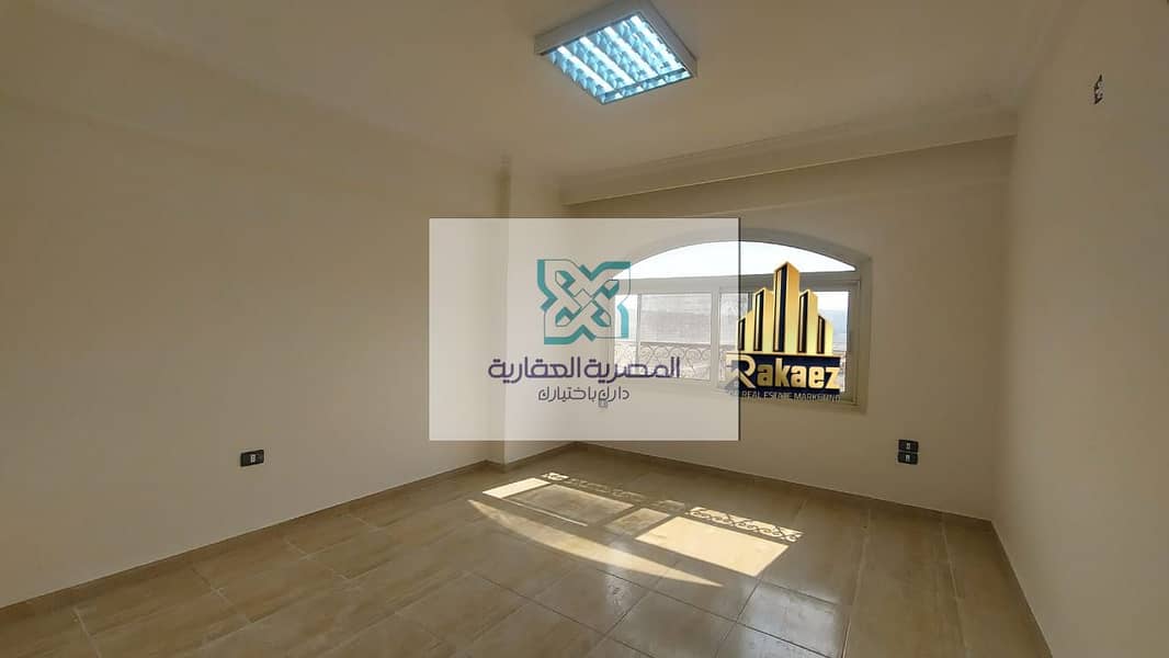 An air-conditioned office for rent suitable for all companies and specialties on Carrefour Main Street near the banks area and Carrefour and the services area. - Ansicht 6