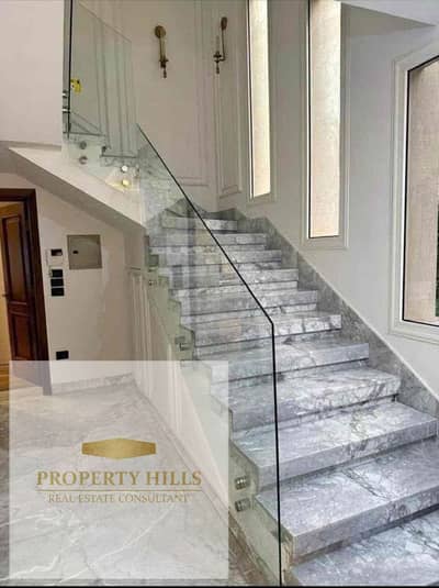5 Bedroom Townhouse for Sale in 6th of October, Giza - IMG_6707. jpg