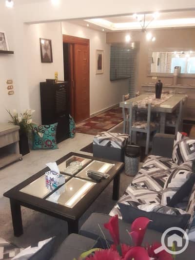 شقة 2 غرفة نوم للايجار في لوران، الإسكندرية - IMG-20260212-WA0016. jpg