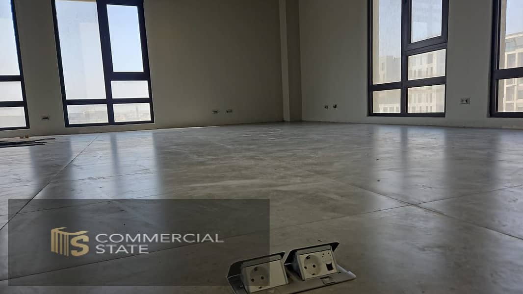 Finished Office at District 5 for Rent-New Cairo - Ansicht 6