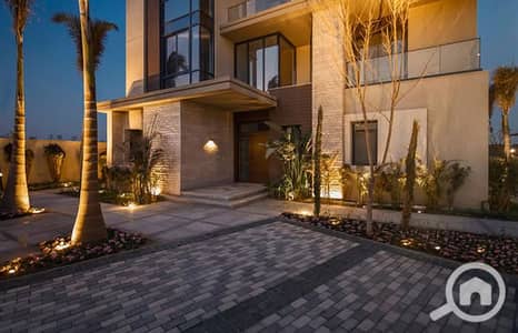 6 Bedroom Villa for Sale in Sheikh Zayed, Giza - 476238320_1128176755458895_3555988079888691059_n_1400x900. jpg