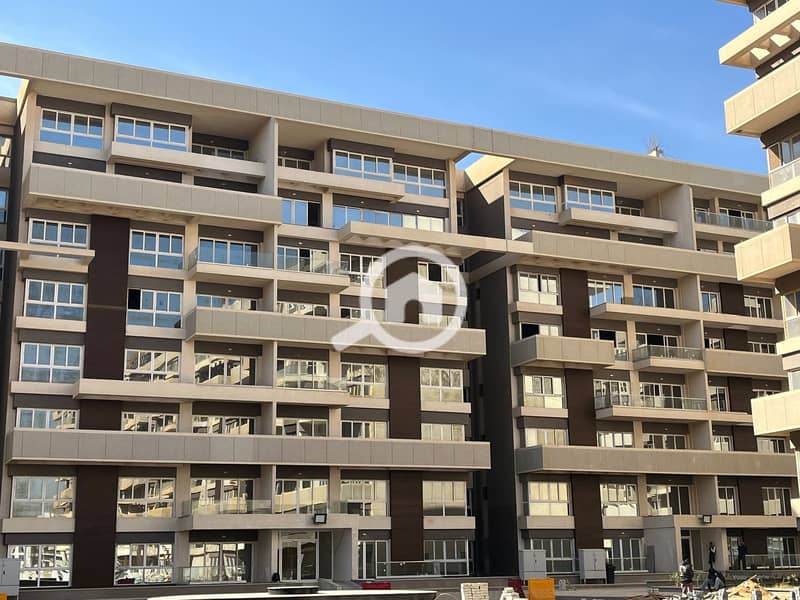 Opportunity to own a bargain apartment for immediate delivery at an unbeatable price with only a 10% down payment in the most prestigious compound dir - Ansicht 5