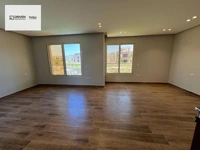 3 Bedroom Townhouse for Sale in 6th of October, Giza - WhatsApp Image 2026-02-11 at 6.19. 43 PM (2). jpg