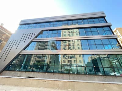 مجمع تجاري  للايجار في المعادي، القاهرة - 7. jpg