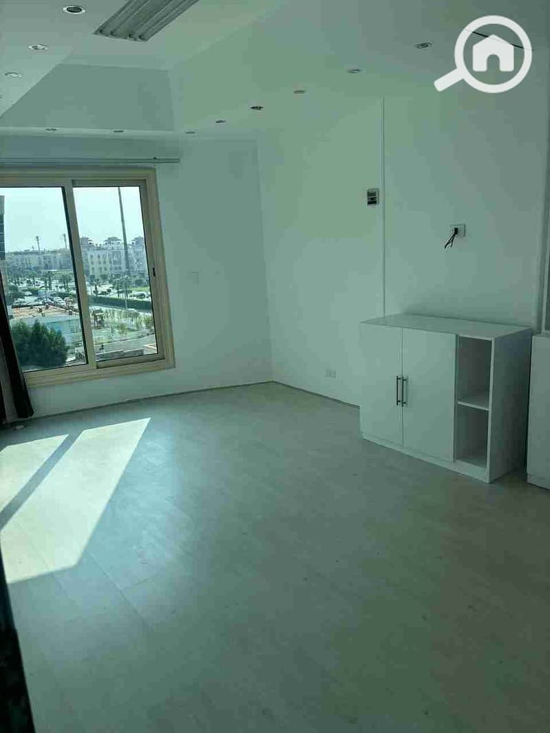 Office for rent in Beverly Hills Compound, Sheikh Zayed - Widok 3