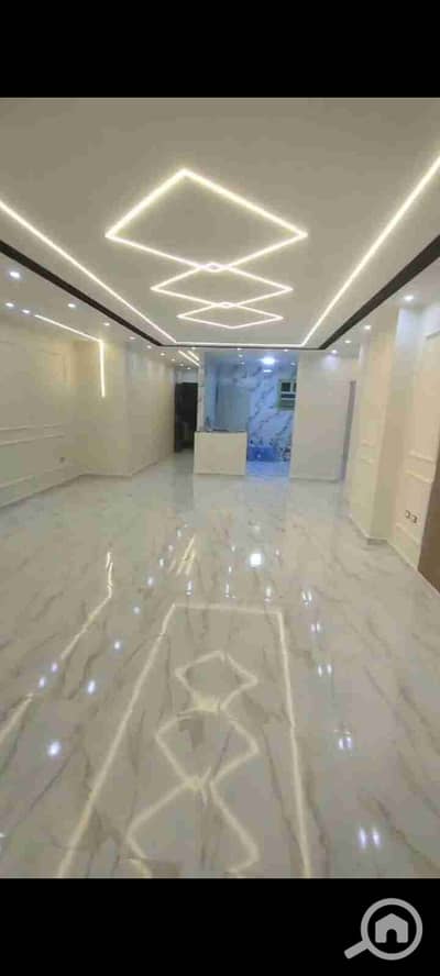 3 Bedroom Flat for Sale in Hadayek al-Ahram, Giza - IMG-20260213-WA0024. jpg 3 Bedroom Flat for Sale in Hadayek al-Ahram, Giza - IMG-20260213-WA0024. jpg