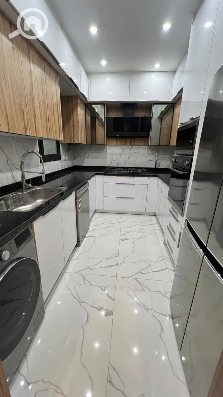 For Rent in Sky Condos – 186 sqm – 3 Bedrooms – North Facing with Open View & Hotel Finishing - Bild 3