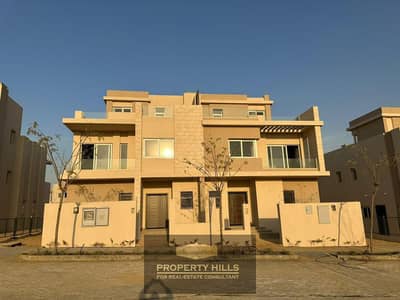 3 Bedroom Townhouse for Sale in 6th of October, Giza - WhatsApp Image 2025-10-20 at 2.18. 04 PM (4). jpeg 3 Bedroom Townhouse for Sale in 6th of October, Giza - WhatsApp Image 2025-10-20 at 2.18. 04 PM (4). jpeg