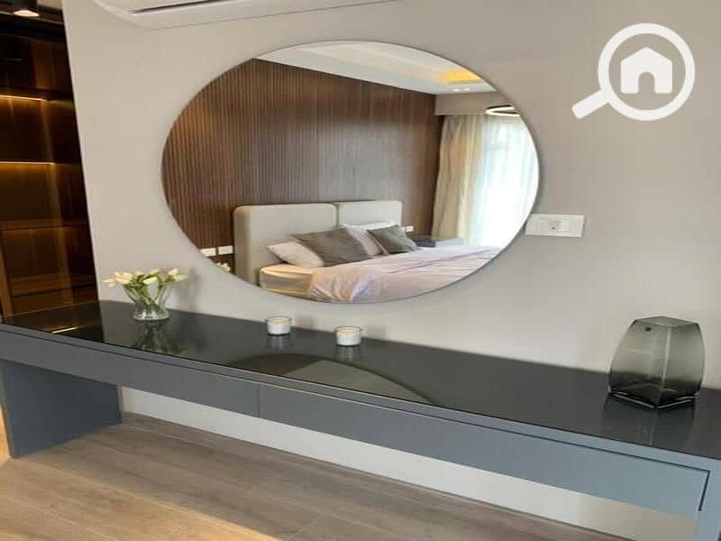 Receive a 3-room apartment with an area of 159 square meters furnished with air conditioning in Village West. - Więcej