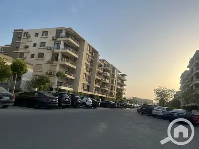 3BR finished apt in Taj Sultan, prime location