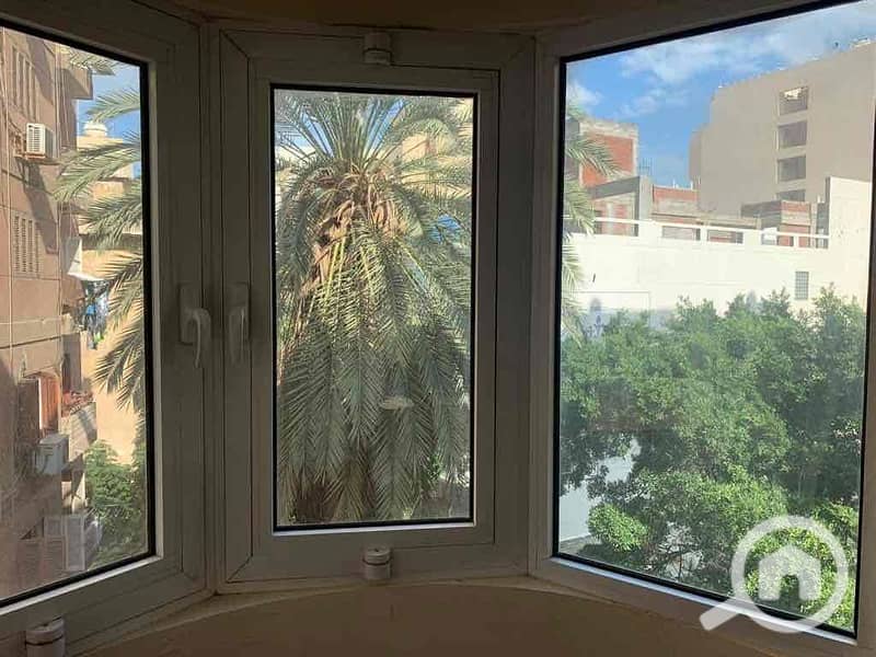 For rent in Kafr Abdo, a private building with 4 floors - Widok 2